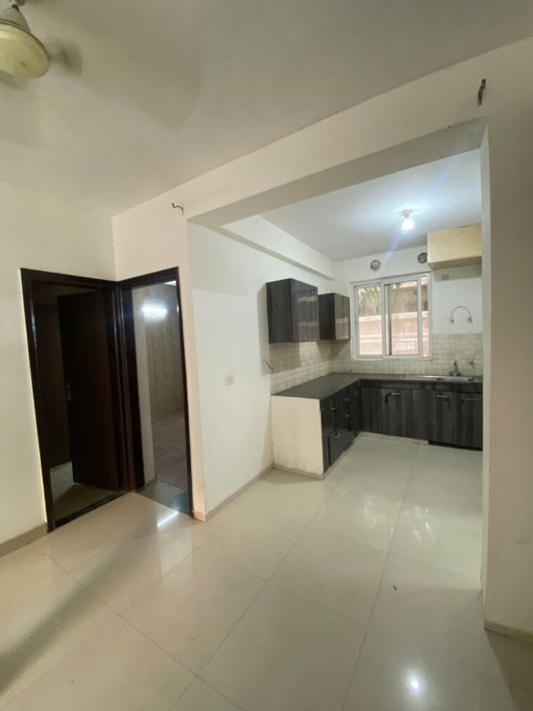Room, bptp-parkland-pride 3 Bedroom 1130 Sq.Ft. Builder Floor In Sector 77 Faridabad 10690457