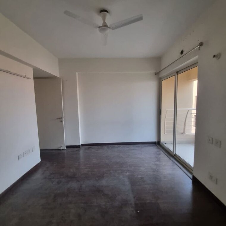 Room, sector 20 3 Bedroom 1750 Sq.Ft. Apartment In Sector 20 Panchkula 10690465