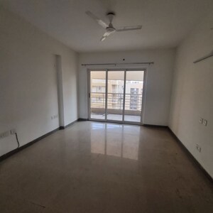 Room in 3 BHK Apartment at Sector 20 – for Sale