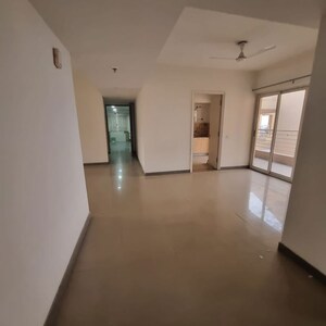 Room in 3 BHK Apartment at Sector 20 – for Sale