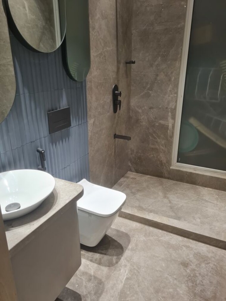 Bathroom, marathon-monte-south 3 Bedroom 1100 Sq.Ft. Apartment In Byculla West Mumbai 10690464