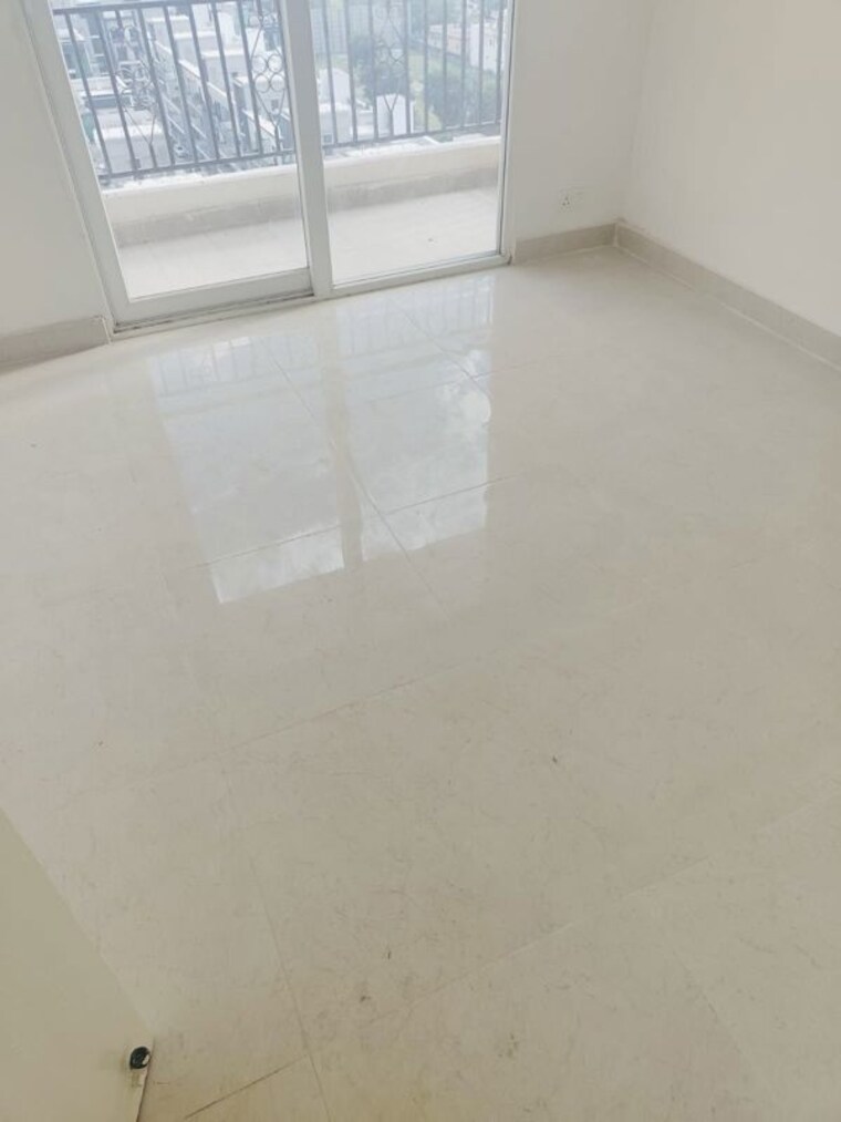 Room, signature-global-prime 2 Bedroom 700 Sq.Ft. Apartment In Sector 63a Gurgaon 10690469