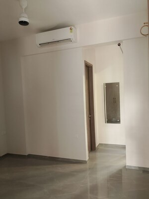 Room in 2.5 BHK Builder Floor at M3M Antalya Hills, Sector 79 – for Rent