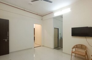 Room in  Pg at Earth Terrace, Goregaon West – for Rent