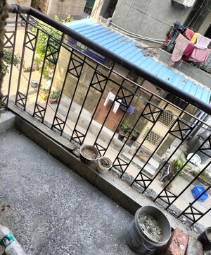 1 RK Apartment For Rent in Mahadev Apartments Noida, Sector 73