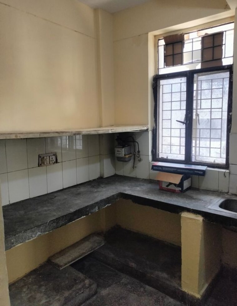 Kitchen, mahadev-apartments-noida 1 RK 375 Sq.Ft. Apartment In Sector 73 Noida 10690509