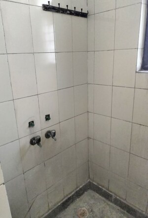 Bathroom in 1 RK Apartment at Mahadev Apartments Noida, Sector 73 – for Rent