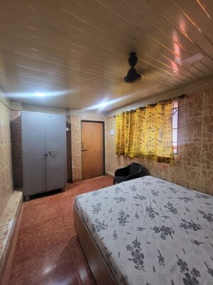 Bedroom in Studio Apartment at Sher E Punjab, Andheri East – for Rent