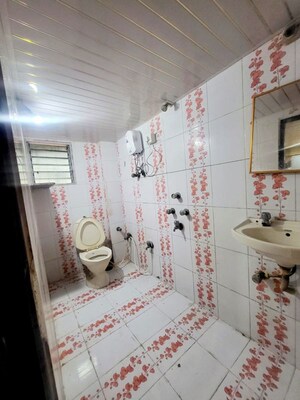 Team Area in Studio Apartment at Sher E Punjab, Andheri East – for Rent