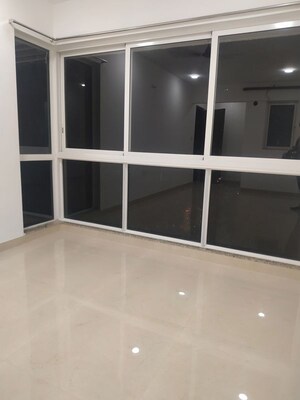 Furnished Amenities in 3 BHK Apartment at Oberoi Eternia, Mulund West – for Rent