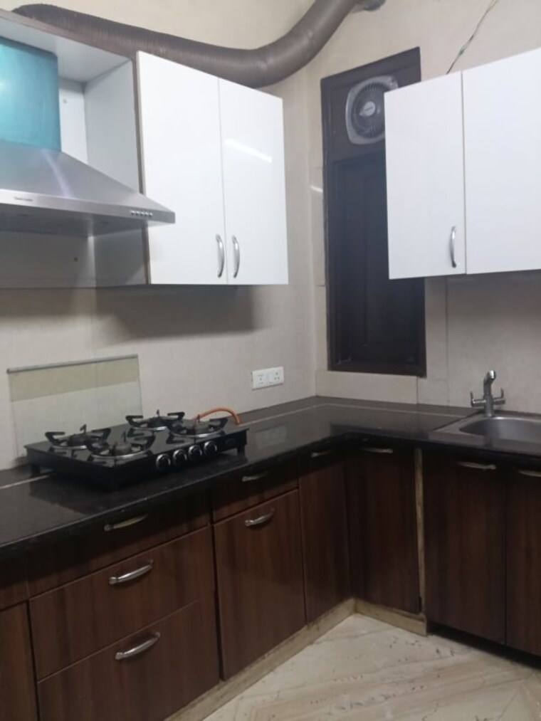 Kitchen, sector 43 2 Bedroom 1500 Sq.Ft. Builder Floor In Sector 43 Gurgaon 10690558