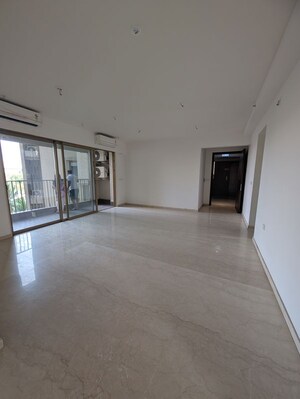 Room in 3 BHK Apartment at Godrej RKS, Chembur – for Sale