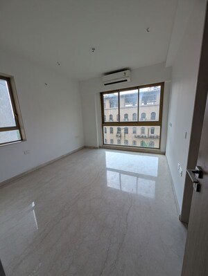 Room in 3 BHK Apartment at Godrej RKS, Chembur – for Sale