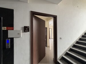 3 BHK Apartment – Entrance View at Shalimar Mannat, Faizabad Road - for Rent