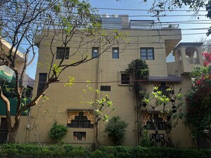 2 BHK Builder Floor – Exterior View View at Dlf Phase I - for Rent