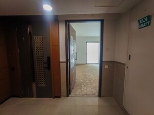 Room in  Apartment at Panvel – for Sale