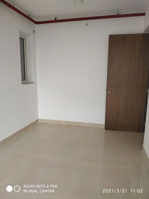 Room in 4 BHK Apartment at The Blue Diamond, Mulund West – for Rent