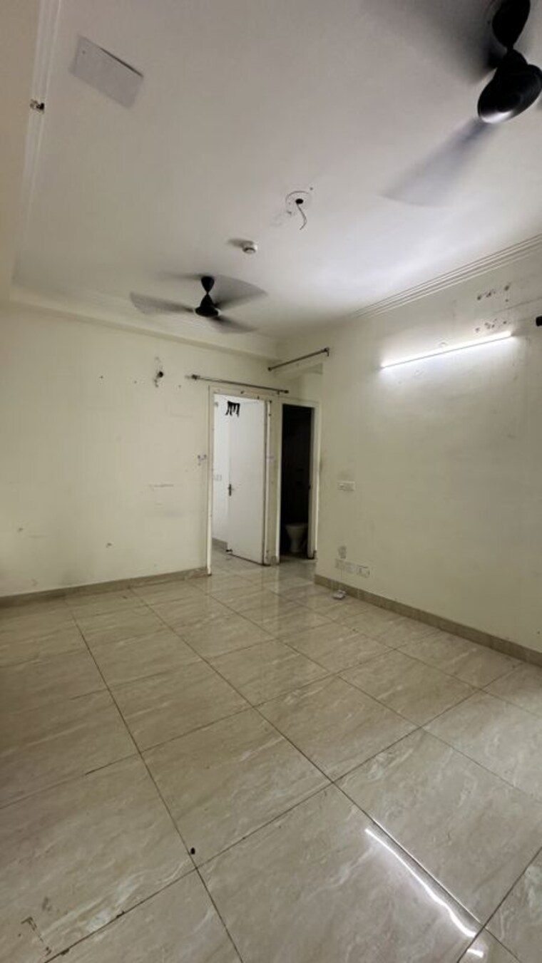 Room, gaur-city-7th-avenue 2.5 Bedroom 1185 Sq.Ft. Apartment In Sector 4 Greater Noida Greater Noida 10690699