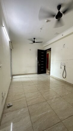 2.5 BHK +Apartment For Rent in Gaur City 7th Avenue