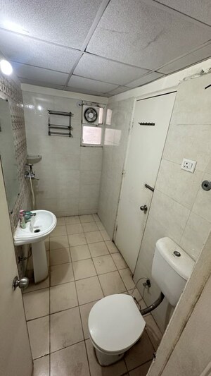 Bathroom in 2.5 BHK Apartment at Gaur City 7th Avenue, Sector 4 Greater Noida – for Rent
