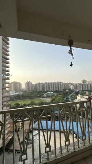 2.5 BHK Apartment – Exterior View View at Gaur City 7th Avenue, Sector 4 Greater Noida - for Rent