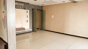 Room in  Apartment at Umra – for Sale