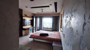 Bedroom in  Apartment at Umra – for Sale