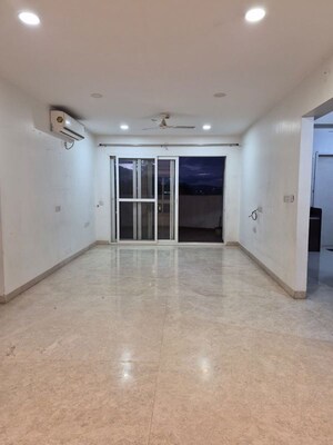 Room in 3 BHK Apartment at Kundan Spaces Emirus, Baner – for Rent