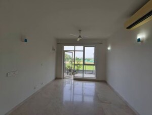 Room in 3 BHK Apartment at Puri Emerald Bay, Sector 104 – for Sale