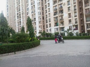Parking in 4 BHK Apartment at Jaypee Greens Klassic Heights, Sector 134 – for Sale