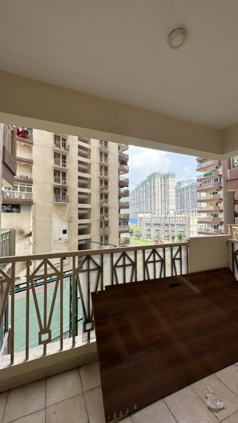Balcony, gaur-city-7th-avenue 2 Bedroom 1165 Sq.Ft. Apartment In Sector 4 Greater Noida Greater Noida 10690732