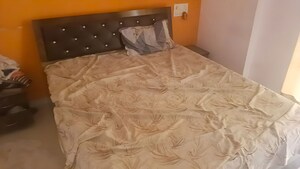 Bedroom in  Apartment at Warasiya – for Sale