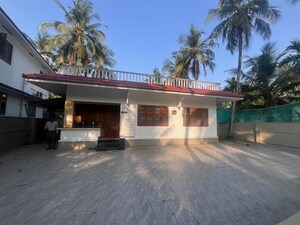  Independent House For Sale in Ayikkarapadi