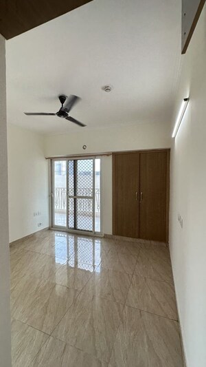 2 BHK Apartment For Rent in Gaur City 7th Avenue, Sector 4 Greater Noida