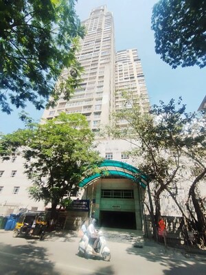  Apartment For Sale in Sarvodaya Nagar