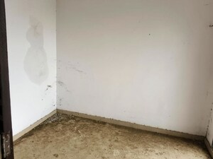 Room in  Apartment at Panvel – for Sale