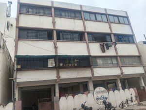  Apartment For Sale in Vijay Plot