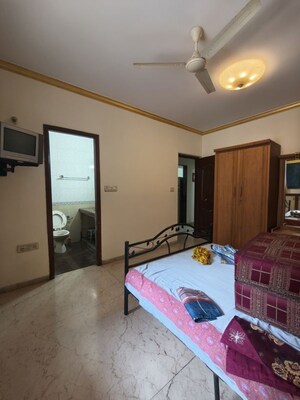 Master Bedroom in 2 BHK Apartment at Harshvardhan CHS Powai, Powai – for Rent