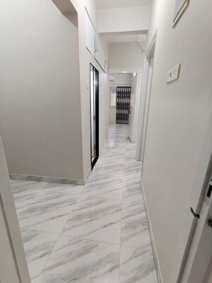 Building Lobby in 2 BHK Apartment at Matunga West – for Rent