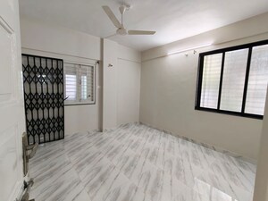 Room in 2 BHK Apartment at Matunga West – for Rent