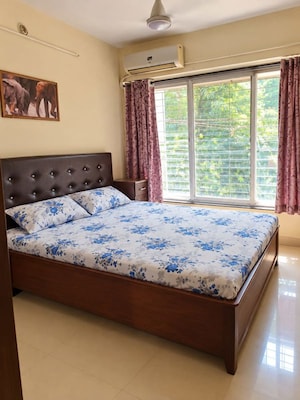 Bedroom in 3 BHK Apartment at Shivgiri CHS, Mulund West – for Sale