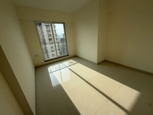 Room in 3 BHK Apartment at Thane West – for Rent