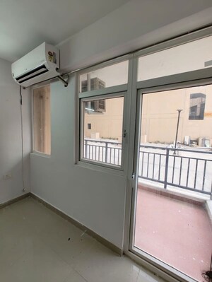 Room in 2 BHK Apartment at Landmark The Homes 81, Sector 81 – for Rent