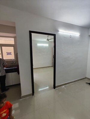 Room in 3 BHK Apartment at Landmark The Homes 81, Sector 81 – for Rent