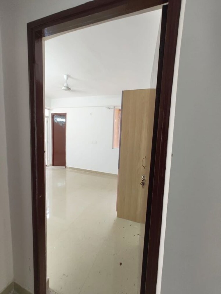 Room, signature-global-city-81 3 Bedroom 1419 Sq.Ft. Apartment In Sector 81 Gurgaon 10690882
