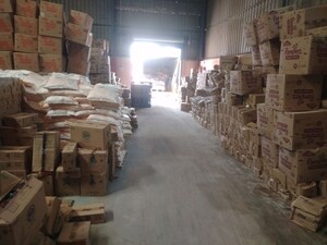  Warehouse – Exterior View View at Deedarganj - for Rent
