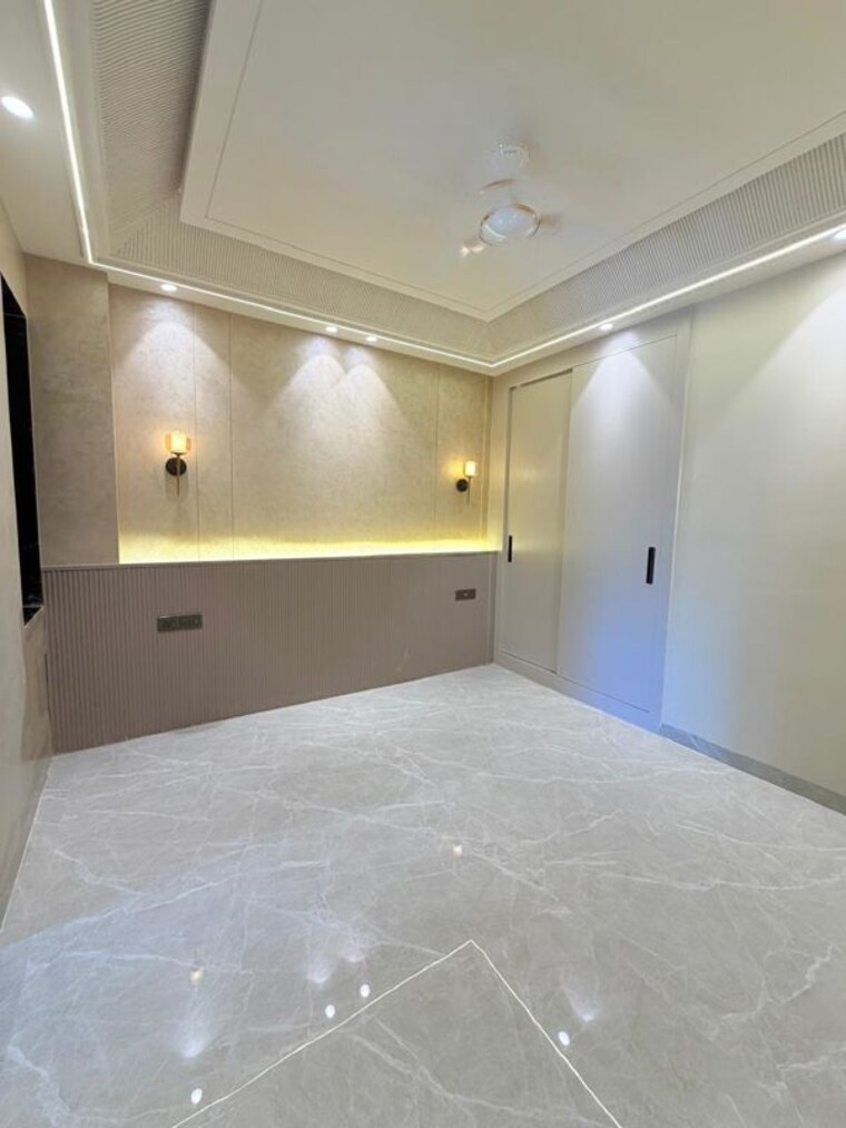 Room, ansal-api-versalia 4 Bedroom 270 Sq.Yd. Builder Floor In Sector 67a Gurgaon 10690900