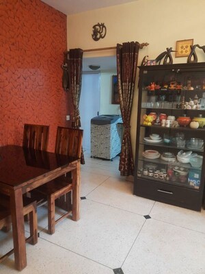 Living Room in 2.5 BHK Builder Floor at Unitech South City II, Sector 50 – for Rent