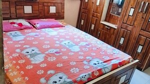 Bedroom in  Apartment at Ulhasnagar – for Sale