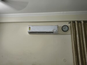 Furnished Amenities in 2 BHK Builder Floor at Sector 73 – for Sale